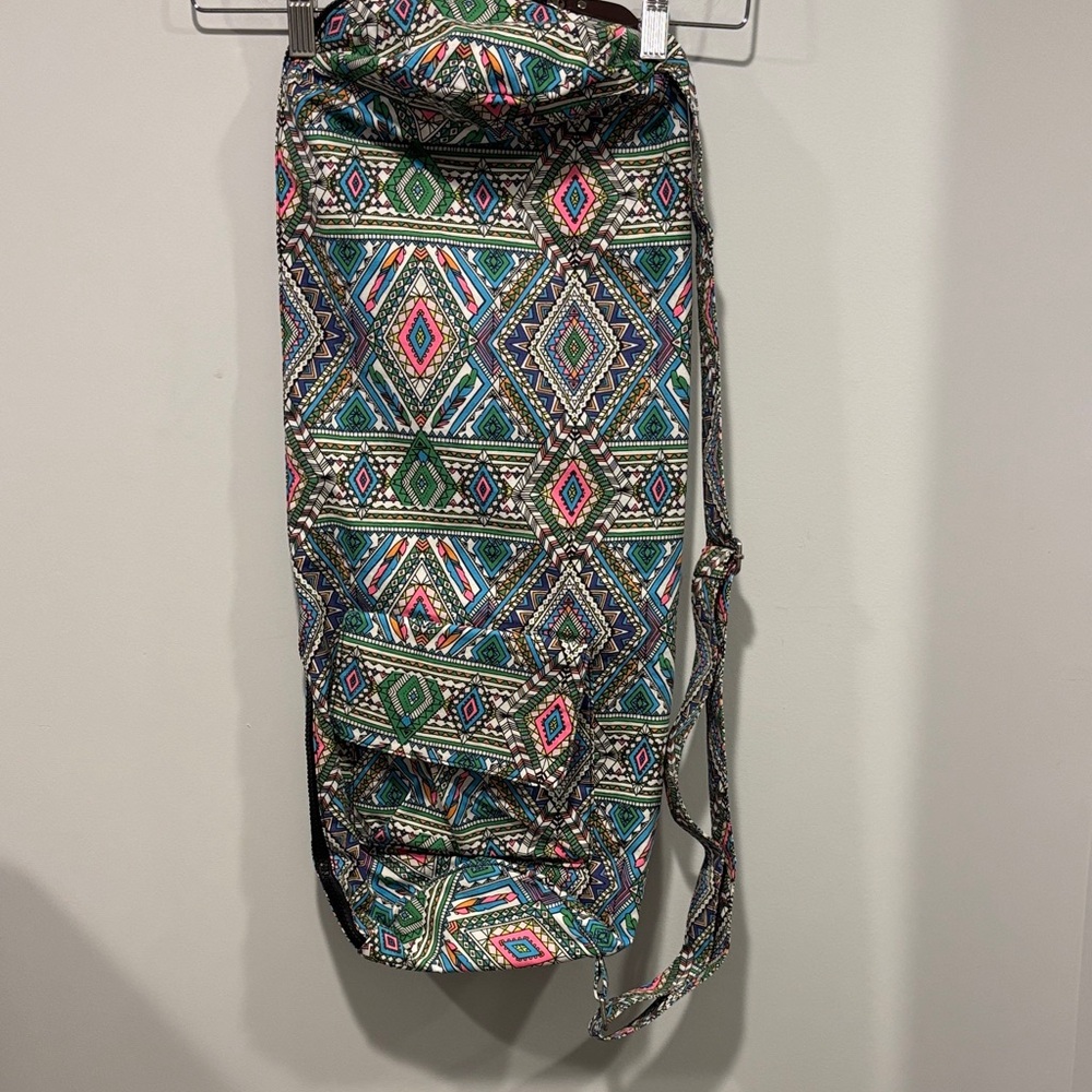 Printed Geometric Yoga Mat/Bag in Green, Blue & Pink